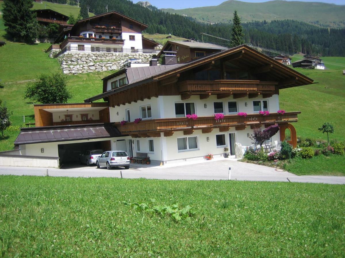 Ahornegg Appartement Tux Buitenkant foto